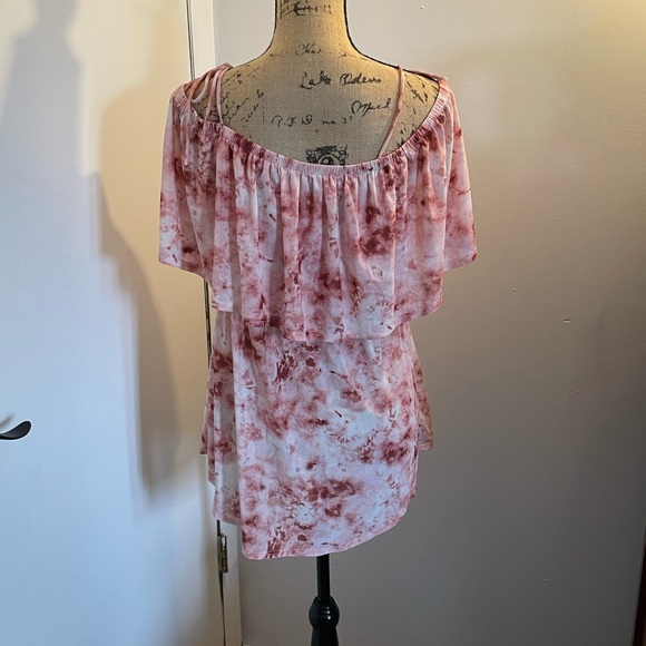 Siren Lily Pink Tie-Dye Off-Shoulder Ruffle Blouse - Picture 5 of 7